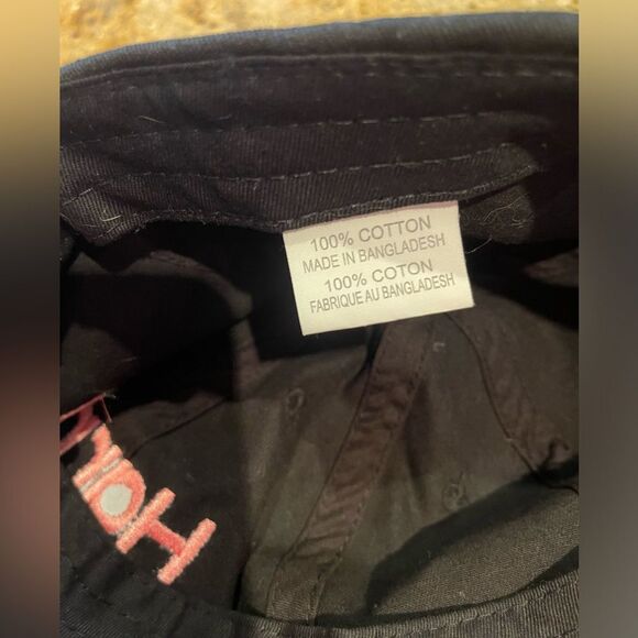 Harry Styles (tour merchandise) hat - Picture 3 of 5